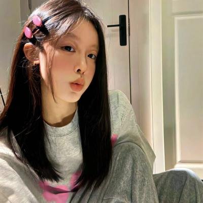 民国小萌宝带着弹幕寻亲